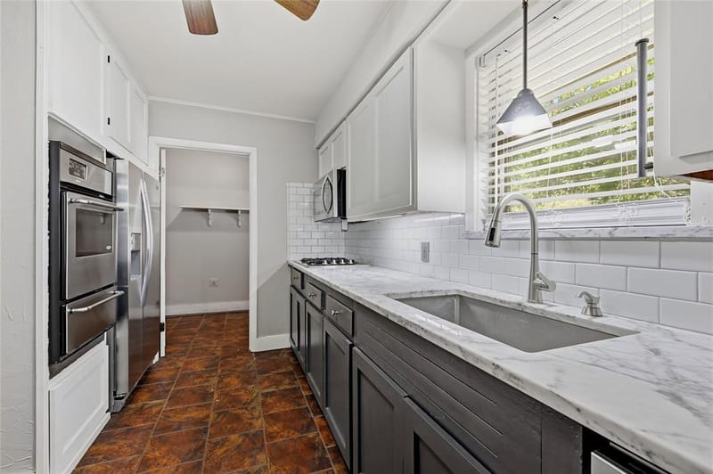 1303 Lafayette Drive, Denison TX 75020 - Photo 13