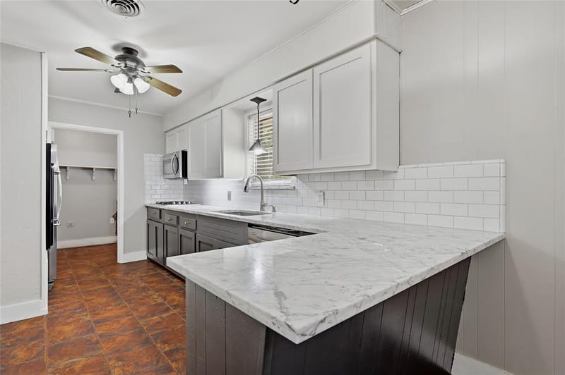 1303 Lafayette Drive, Denison TX 75020 - Photo 10