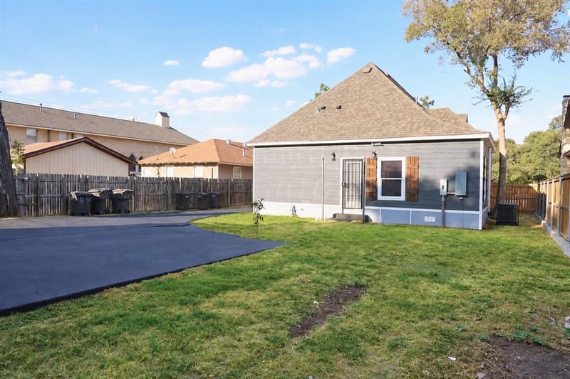 1417 Circle Park Boulevard, Fort Worth TX 76164 - Photo 23
