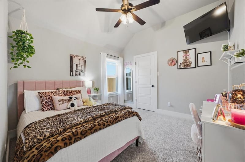 110 Oak View Drive, Godley TX 76044 - Photo 16