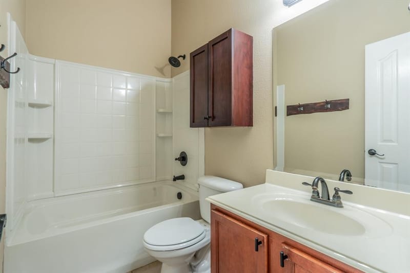 712 Cheryl Street, Crowley TX 76036 - Photo 18
