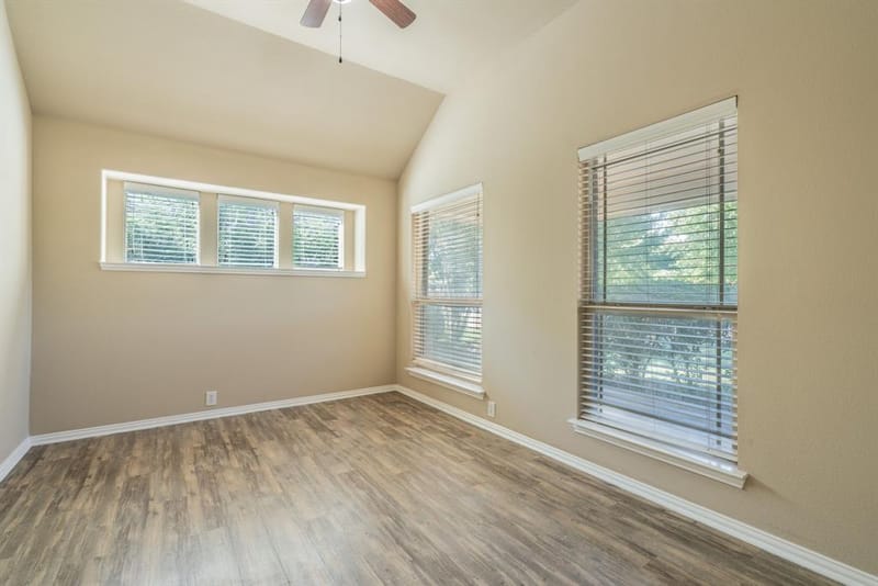 712 Cheryl Street, Crowley TX 76036 - Photo 15
