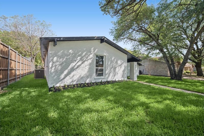 3225 Collins Boulevard, Garland TX 75044 - Photo 2