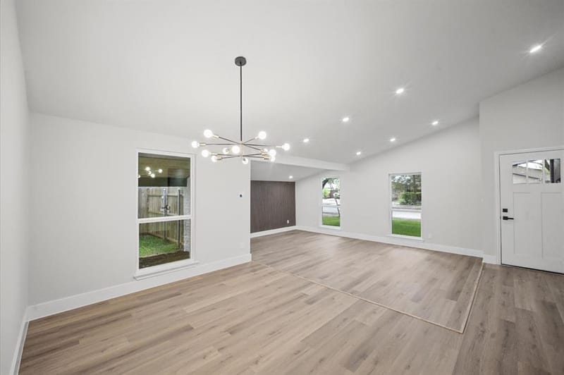 3225 Collins Boulevard, Garland TX 75044 - Photo 9