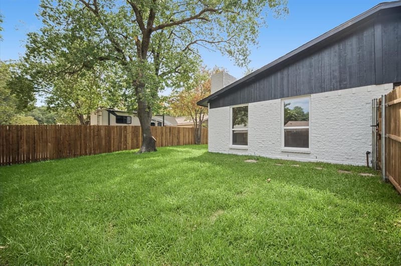 3225 Collins Boulevard, Garland TX 75044 - Photo 24