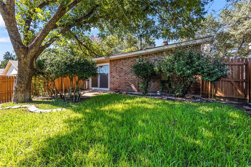 3505 S Columbine Lane, Grand Prairie TX 75052 - Photo 25