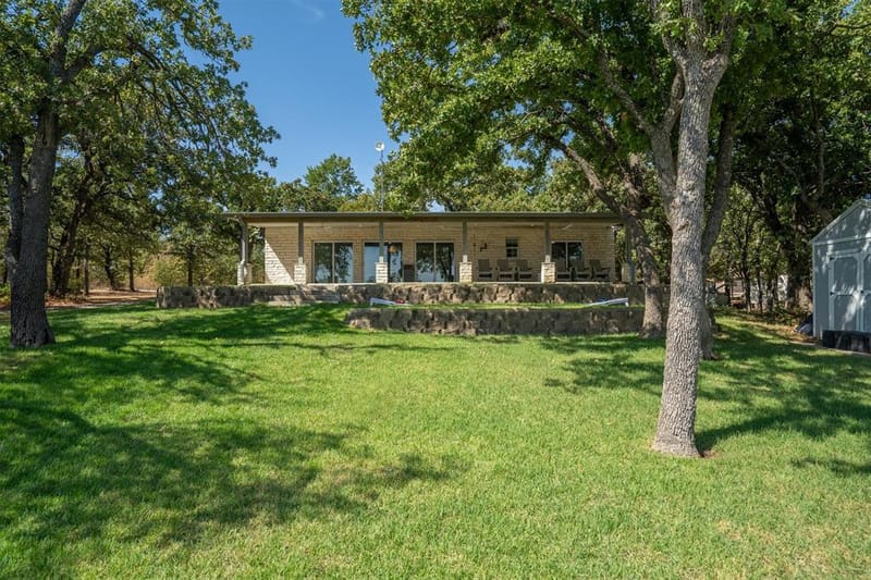 1599 Country Club Road, Bowie TX 76230 - Photo 26