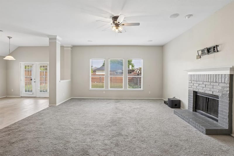 517 Azalea Drive, Glenn Heights TX 75154 - Photo 6
