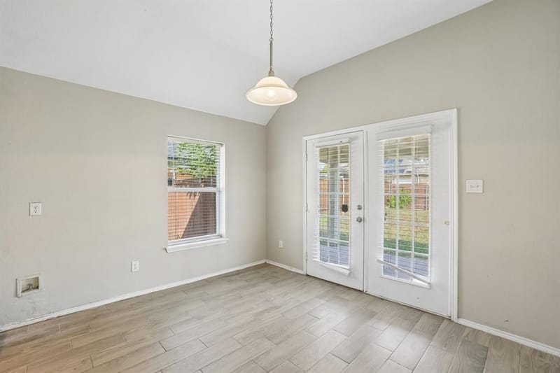 517 Azalea Drive, Glenn Heights TX 75154 - Photo 10
