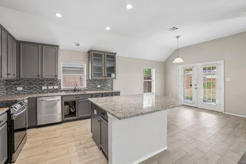 517 Azalea Drive, Glenn Heights TX 75154 - Photo 15