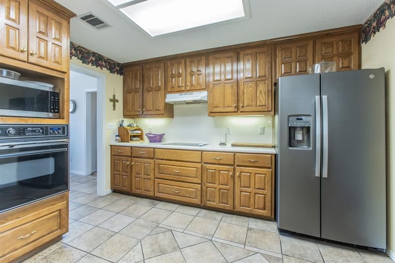 704 Saratoga Drive, Robinson TX 76706 - Photo 6