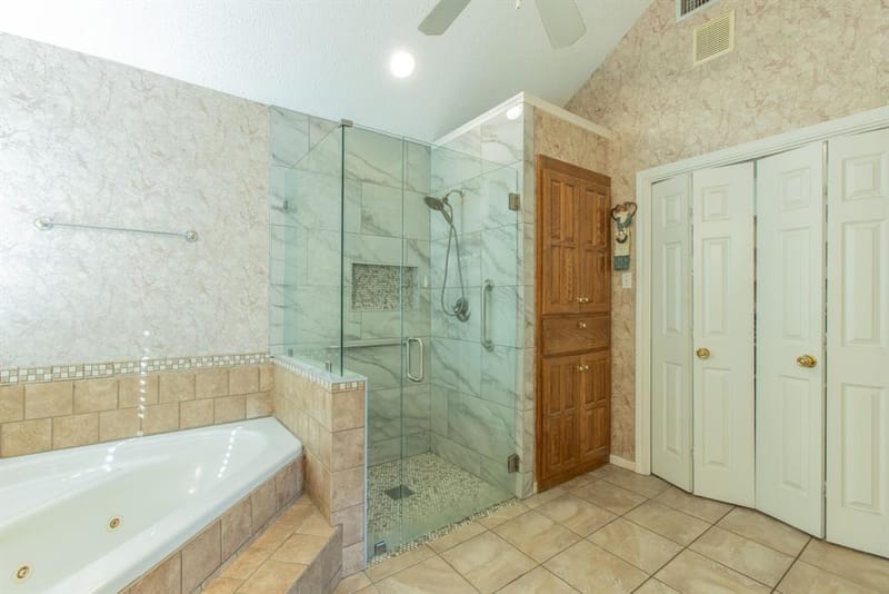 704 Saratoga Drive, Robinson TX 76706 - Photo 12