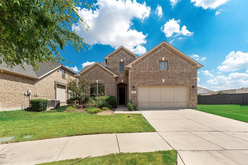 5104 Shallow Pond Drive, Little Elm TX 76227 - Photo 2