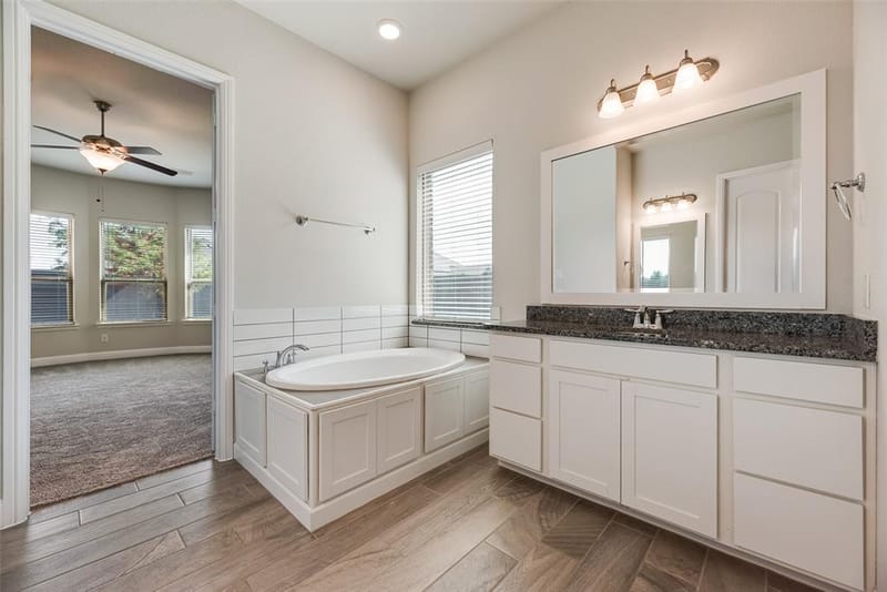 5104 Shallow Pond Drive, Little Elm TX 76227 - Photo 13