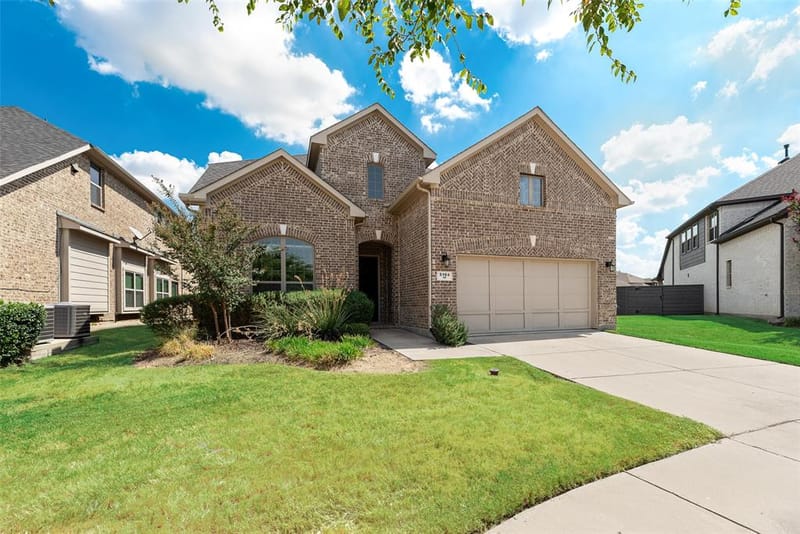 5104 Shallow Pond Drive, Little Elm TX 76227 - Photo 3