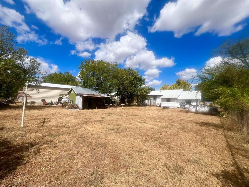 502 N Sixth Street, Bangs TX 76823 - Photo 28