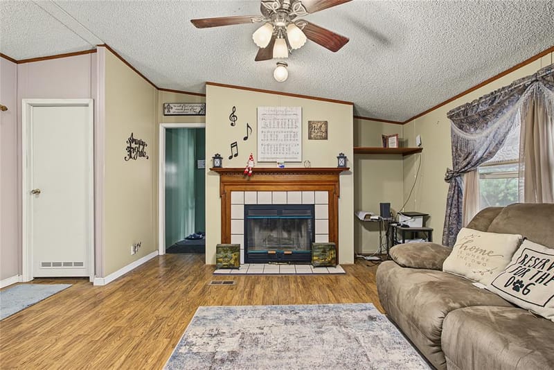 6005 Vinery Lane, Joshua TX 76058 - Photo 3