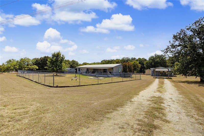 6005 Vinery Lane, Joshua TX 76058 - Photo 38