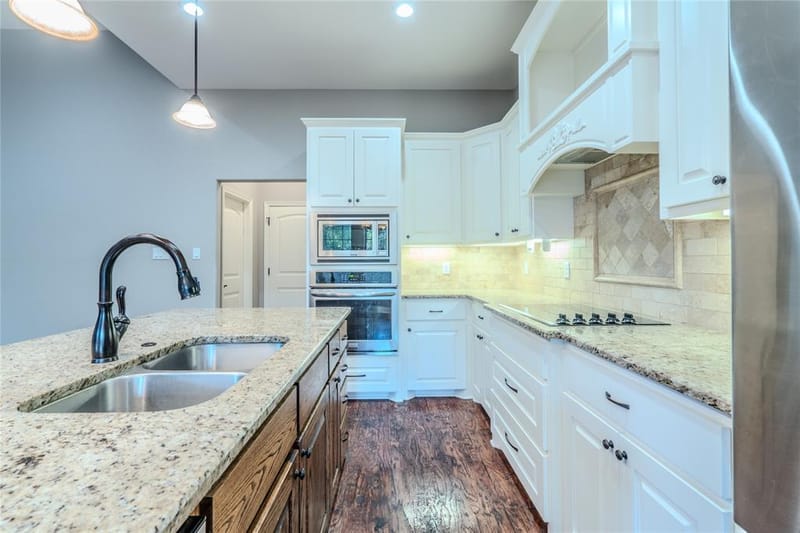 3005 Dry Creek Court, Decatur TX 76234 - Photo 5