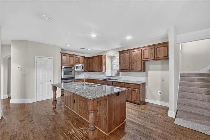 14899 Daneway Drive, Frisco TX 75035 - Photo 10