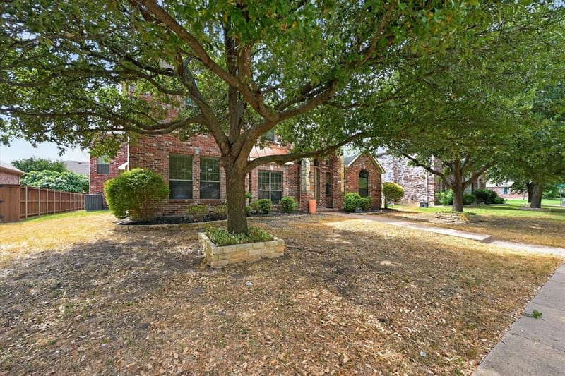 14899 Daneway Drive, Frisco TX 75035 - Photo 4