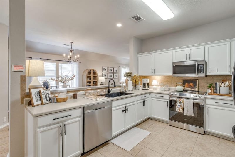 212 Bison Meadow Drive, Waxahachie TX 75165 - Photo 7