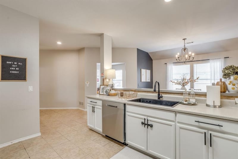 212 Bison Meadow Drive, Waxahachie TX 75165 - Photo 8