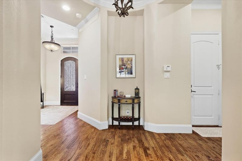 2809 Creekway Drive, Carrollton TX 75010 - Photo 10