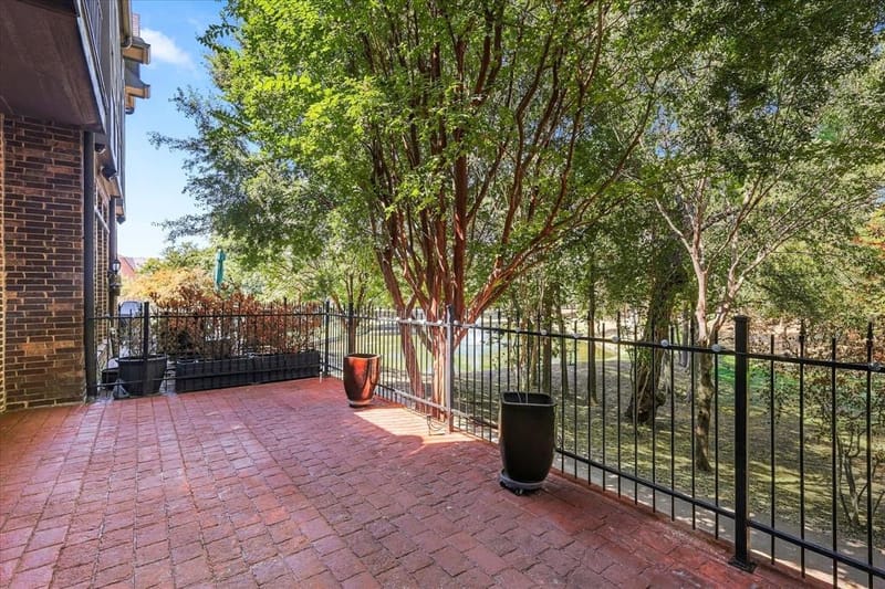 2809 Creekway Drive, Carrollton TX 75010 - Photo 31