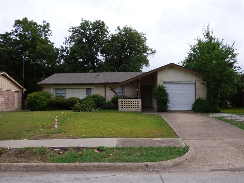 502 Moonlight Drive, Garland TX 75040 - Photo 7