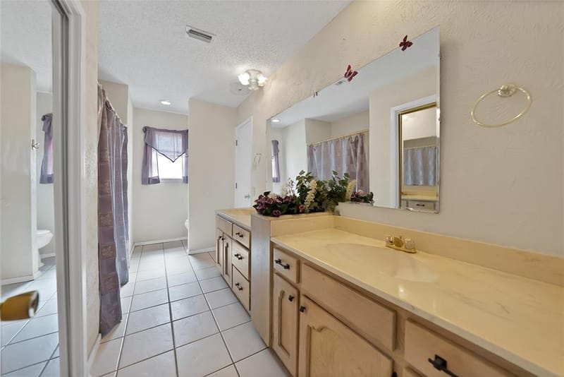 2004 Stefani Court, Arlington TX 76013 - Photo 16