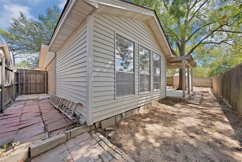 2004 Stefani Court, Arlington TX 76013 - Photo 32