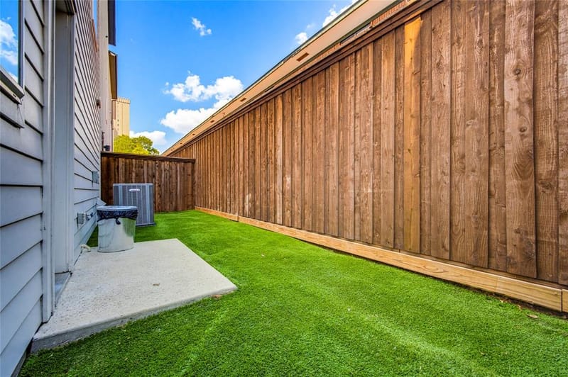 1112 Lavender Ridge, Dallas TX 75204