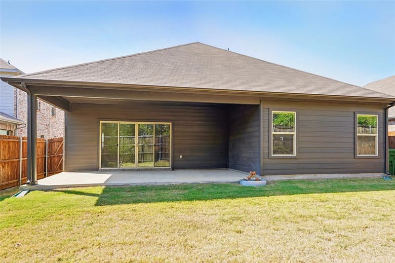 233 Luna Lane, Lake Dallas TX 75065 - Photo 37