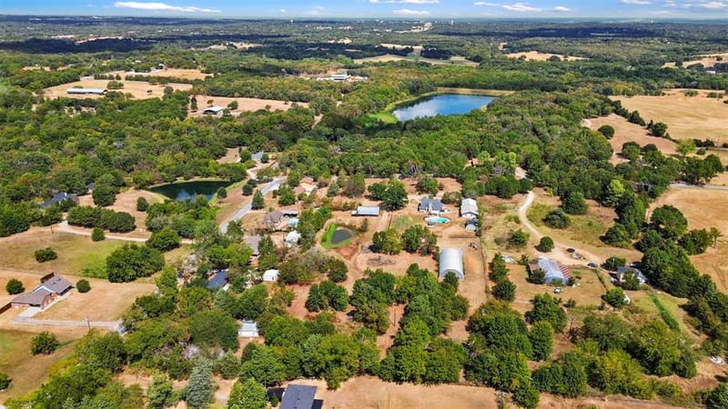 668 Cleve Cole Road, Denison TX 75021 - Photo 34