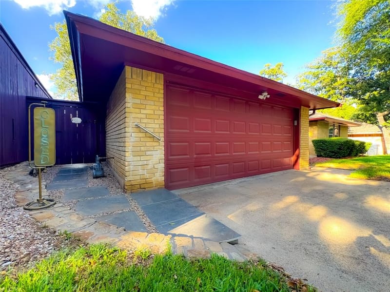 4805 Bonneville Drive, Arlington TX 76016 - Photo 39