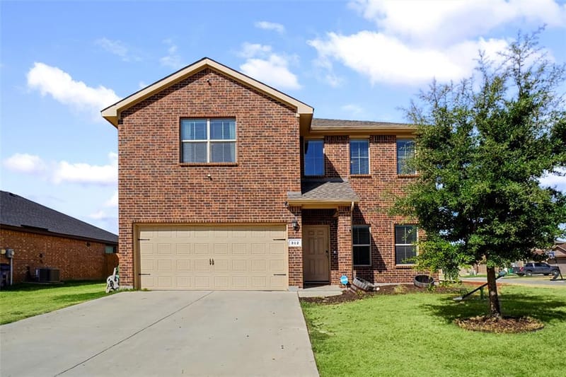 322 Chestnut Lane, Ponder TX 76259