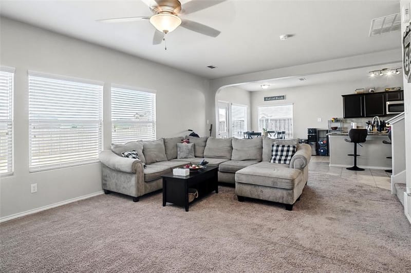 322 Chestnut Lane, Ponder TX 76259 - Photo 5