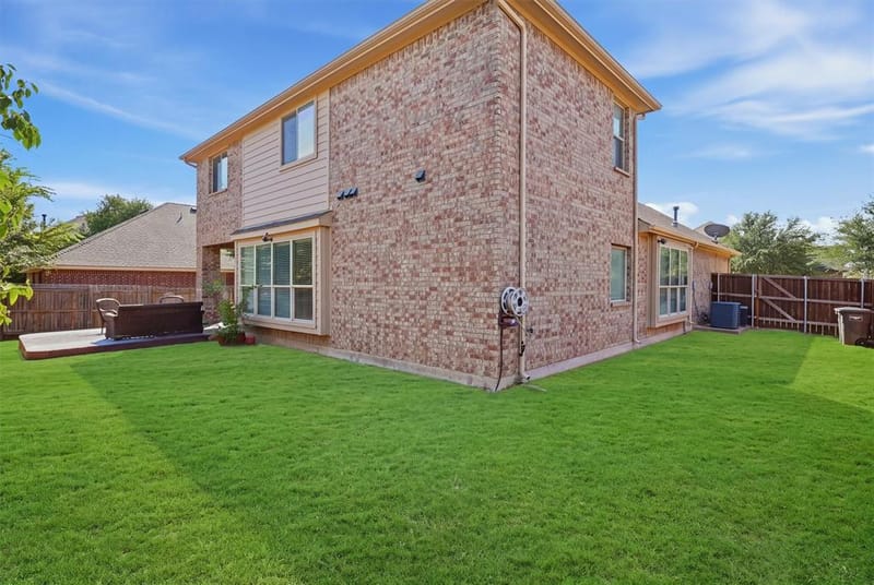 305 Mossy Oak Trail, Fort Worth TX 76131 - Photo 17