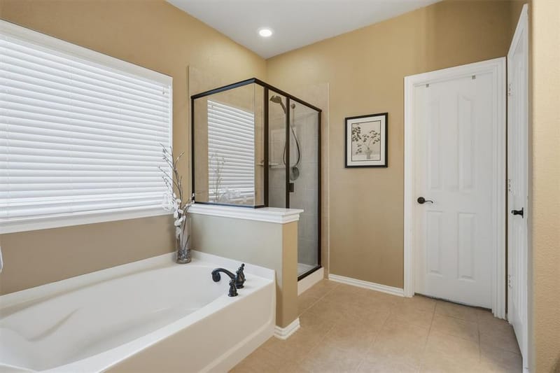 305 Mossy Oak Trail, Fort Worth TX 76131 - Photo 12