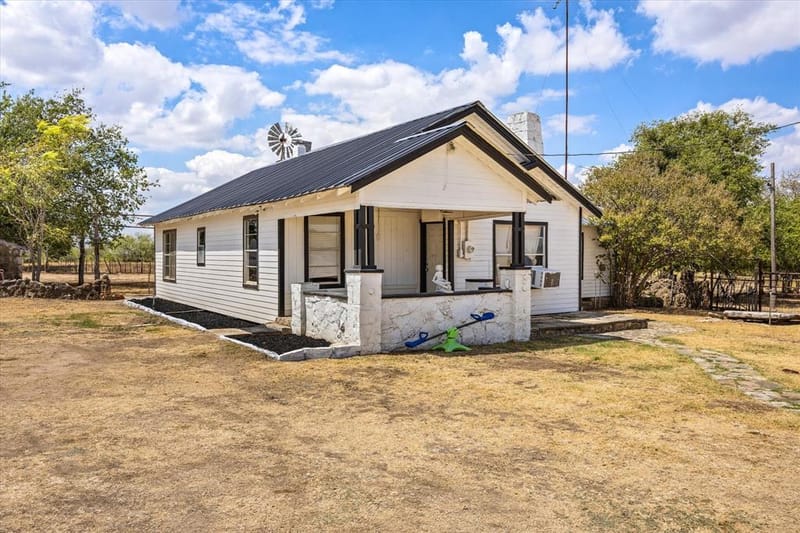 234 County Road 127, Carlton TX 76436 - Photo 2