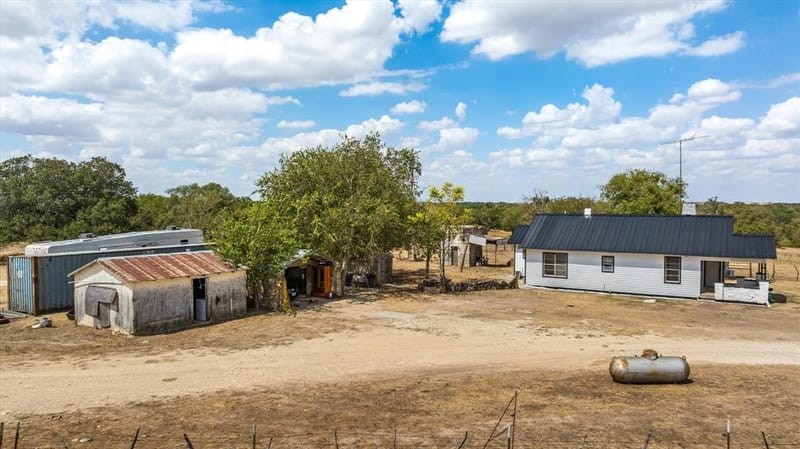 234 County Road 127, Carlton TX 76436 - Photo 4