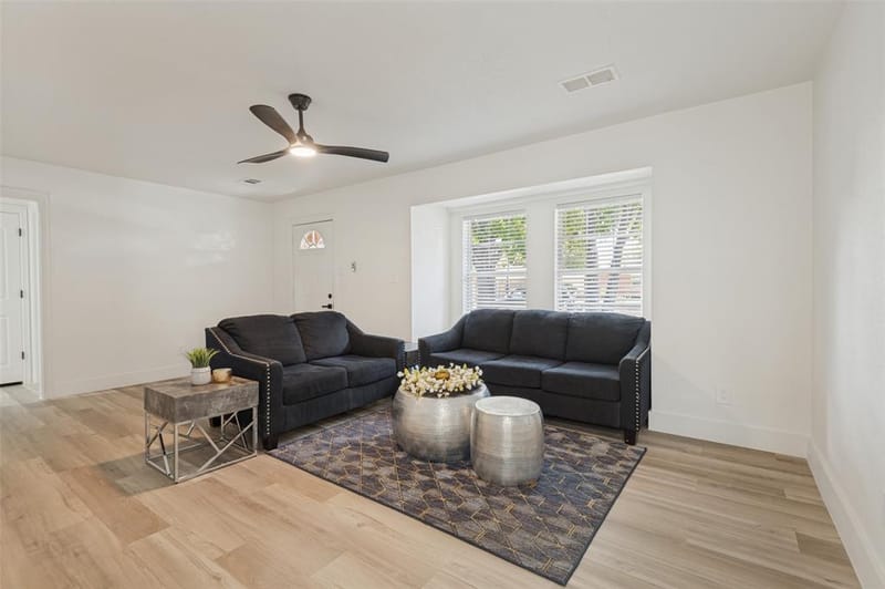 2212 Piedmont Street, Irving TX 75061 - Photo 8