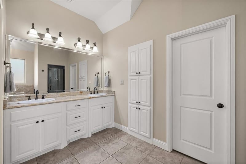 2825 Willow Ridge Circle, Granbury TX 76049 - Photo 23