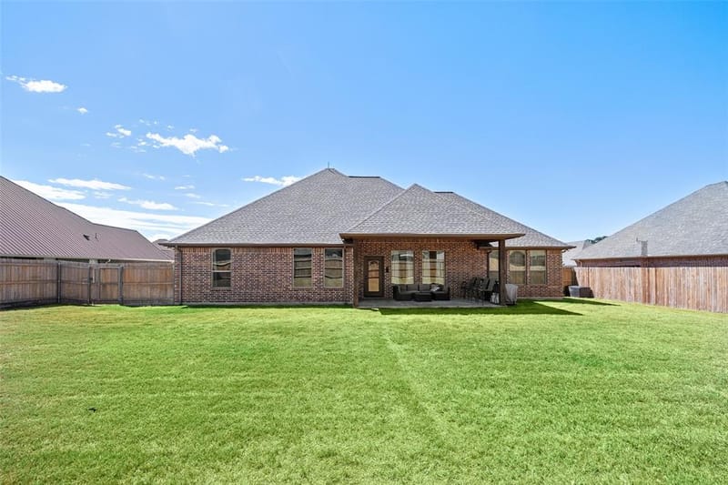 2825 Willow Ridge Circle, Granbury TX 76049 - Photo 36