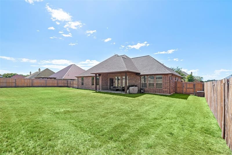 2825 Willow Ridge Circle, Granbury TX 76049 - Photo 38