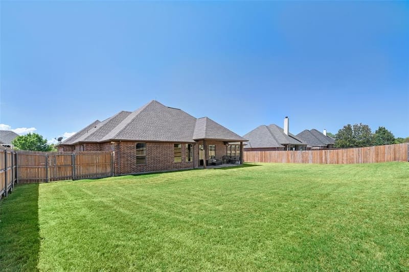 2825 Willow Ridge Circle, Granbury TX 76049 - Photo 37