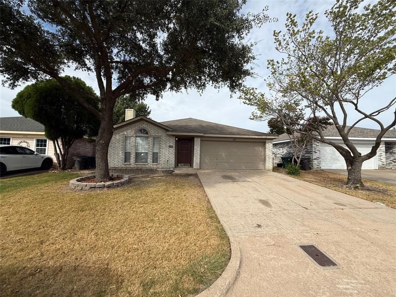 8109 E Summer Trail Drive, Fort Worth TX 76137 - Photo 2