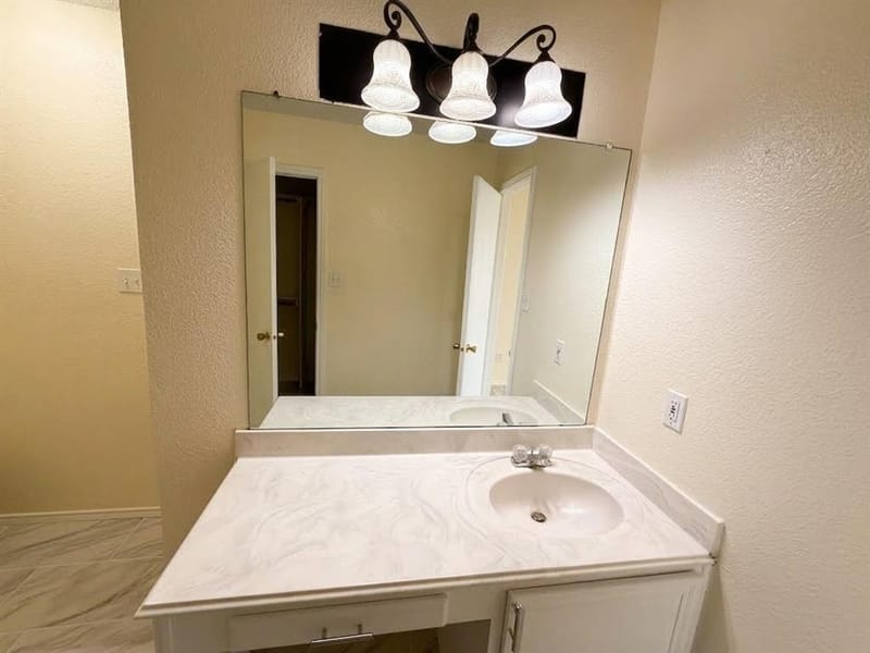 8109 E Summer Trail Drive, Fort Worth TX 76137 - Photo 10