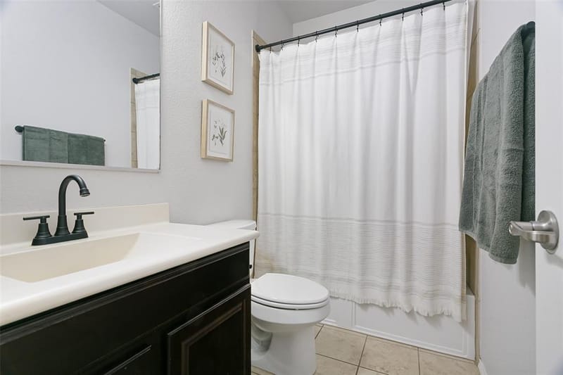 11704 Hamptonbrook Drive, McKinney TX 75071 - Photo 17
